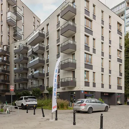 Center By Renters Apartmán *